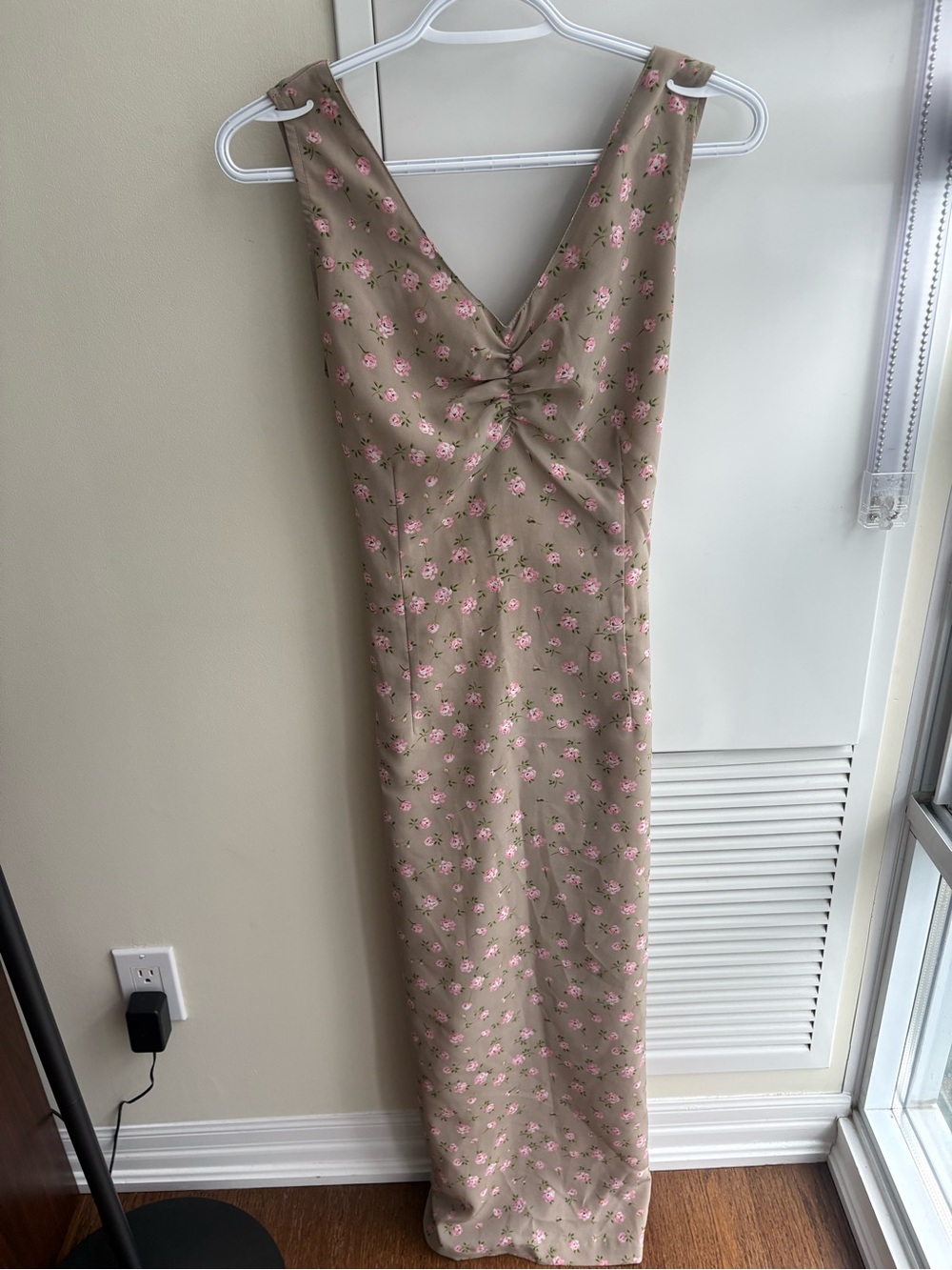 Beige Floral Maxi Dress with Pink Roses